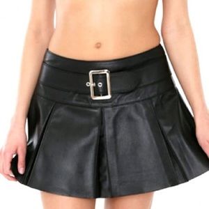 Northbound Leather Ltd. Belted Box Pleat Skirt